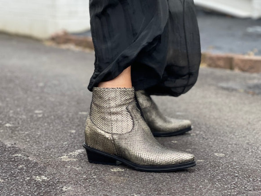 Ankle Boots Tango's Shoes | Laura Bellariva Belen Champange