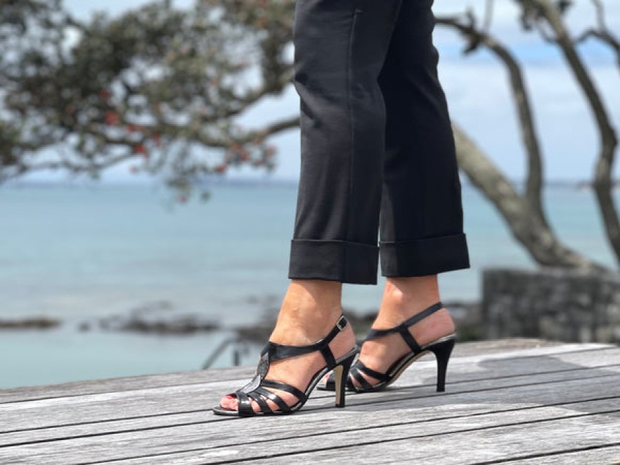 Sandals Tango's Shoes | Viola Glynda Black