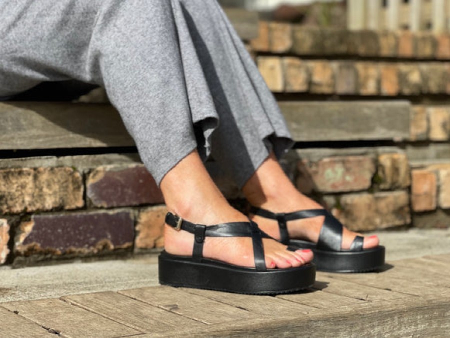 Sandals Tango's Shoes | Carrano Fortune Black