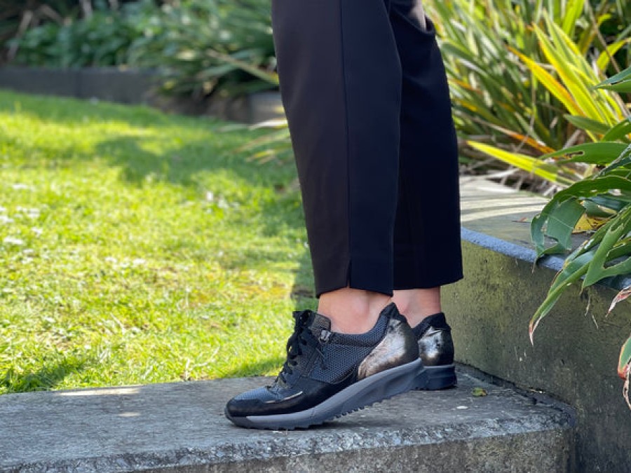 Casual Tango's Shoes | Laura Bellariva Leila Black/Metal