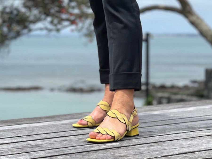 Summer Tango's Shoes | Vago Hazel Yellow