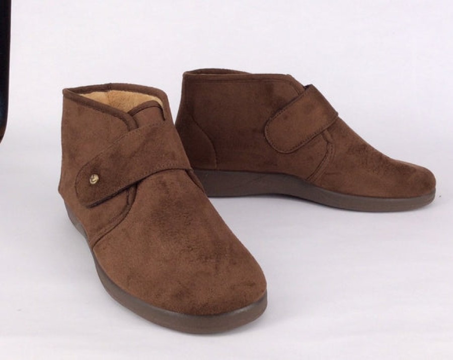 Casual Tango's Shoes | Devalverde Freja Chocolate