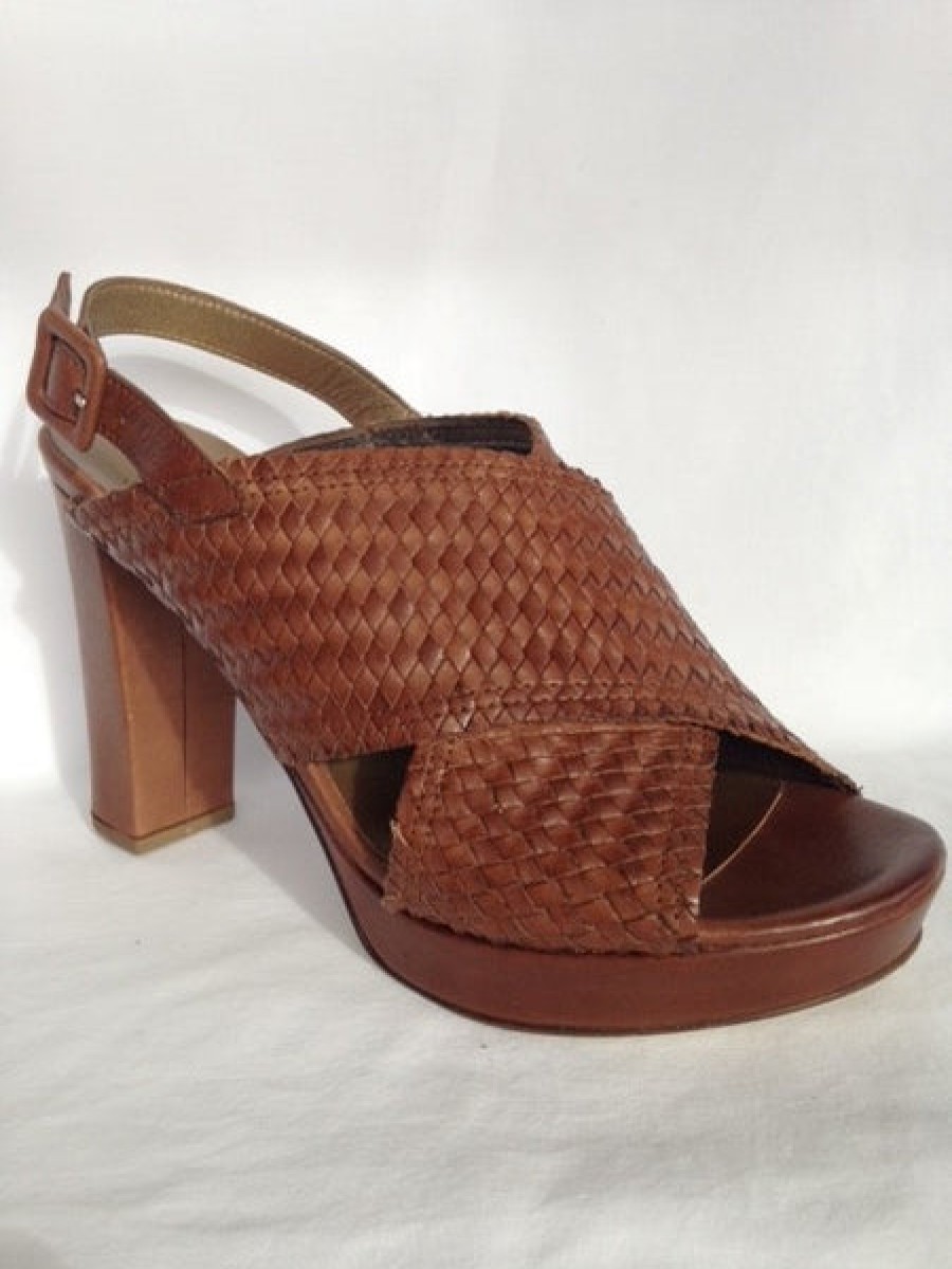 Summer Tango's Shoes | Progetto Justice Available In 2 Colours