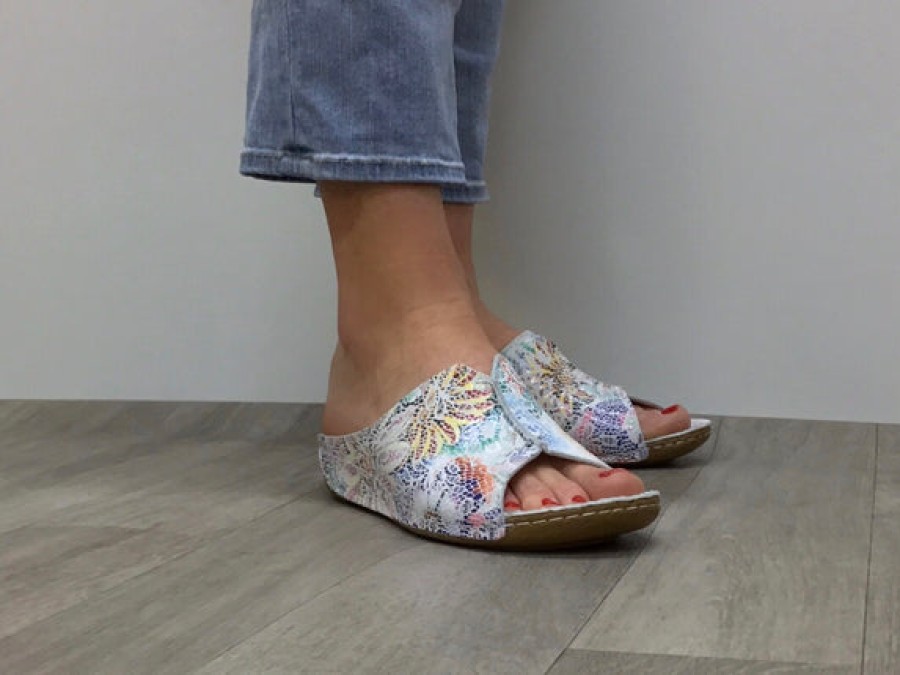 Size 36 Tango's Shoes | Via Nova Megan White Floral